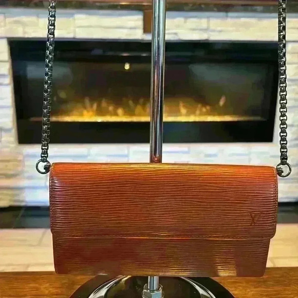 50” round gunmetal Crossbody Chain ~ unbranded - Picture 2 of 4